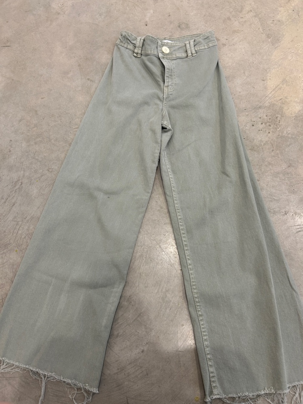 Zara Light Sage Green Wide-Leg Kids Jeans